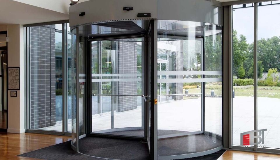 Otomatik Döner Kapı Sistemleri